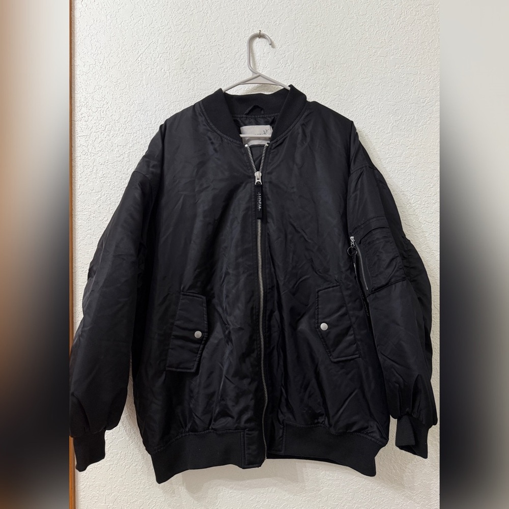Hudson Jeans Black Bomber Jacket - Picture 2 of 16